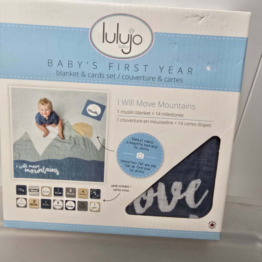 Lulujo "I Will Move Mountains" Baby's First Year Blanket & Cards Set